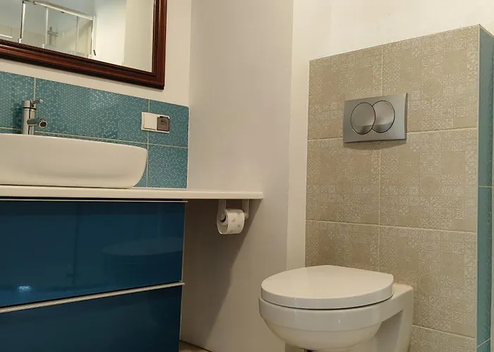 Chaty, Niebieskie Drzwi Dom wakacyjny Junoszyno